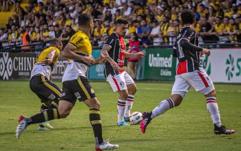 JEC sai na frente contra Criciúma, mas cede empate em gol contra no Sul do estado