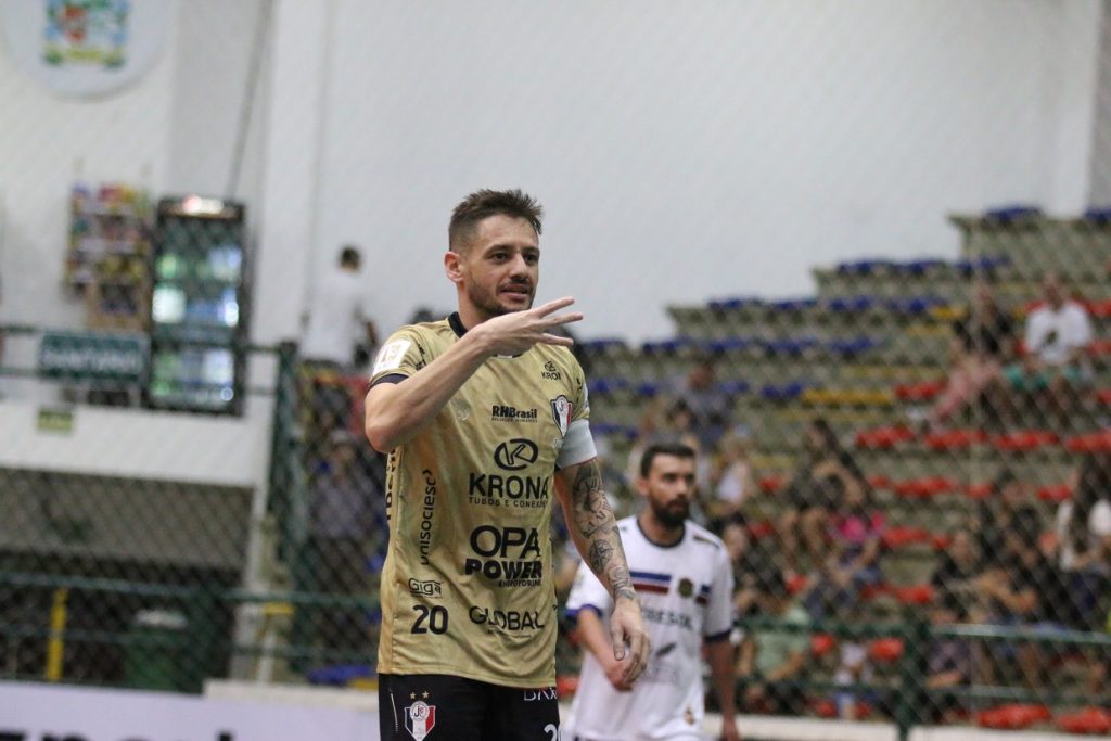 Supercopa Gramado: JEC Futsal goleia time da casa e vai disputar vaga na semifinal