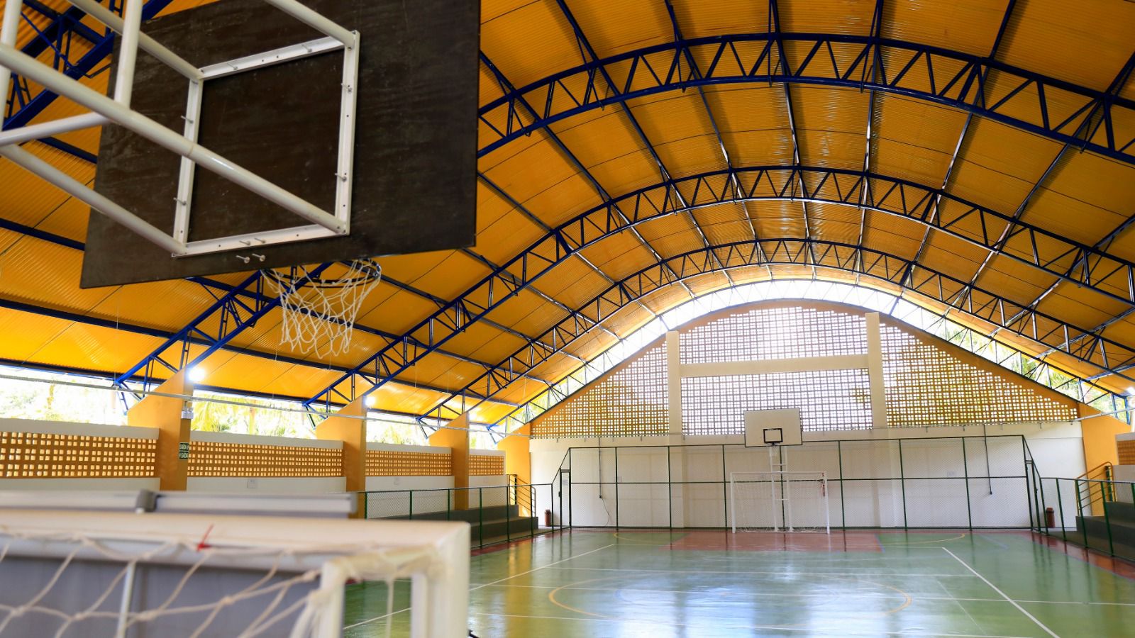 Nova quadra poliesportiva coberta é inaugurada na Escola Agrícola Carlos Heins Funke