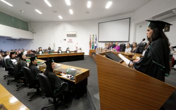 Prefeitura de Joinville forma novas técnicas em enfermagem Prefeitura de Joinville forma novas técnicas em enfermagem