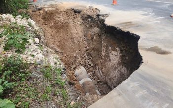Secretaria de Infraestrutura realiza reparo em erosão no bairro Anita Garibaldi