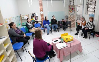 Secretaria de Educação de Joinville lança programa Escola de Pais