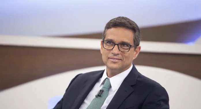 Presidentes de seis partidos pedem abertura de processo contra Campos Neto no Senado