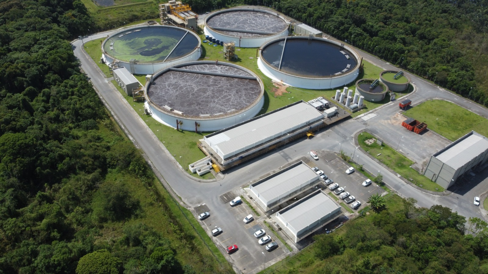 Companhia Águas de Joinville faz parceria para utilizar lodo para melhorar qualidade de solo para plantação