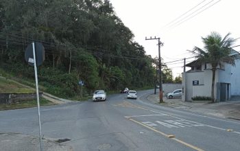 Trecho da rua Benjamin Constant fica interditado para obras de drenagem