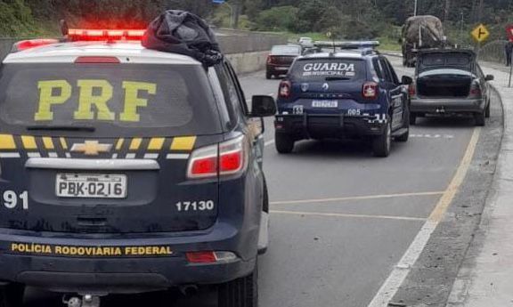 Guarda Municipal de Joinville presta apoio às Forças de Segurança e aborda suspeito de envolvimento no desaparecimento de menina