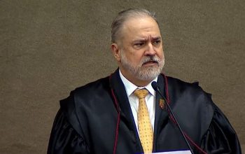 Augusto Aras encerra mandato na PGR criticando incompreensões