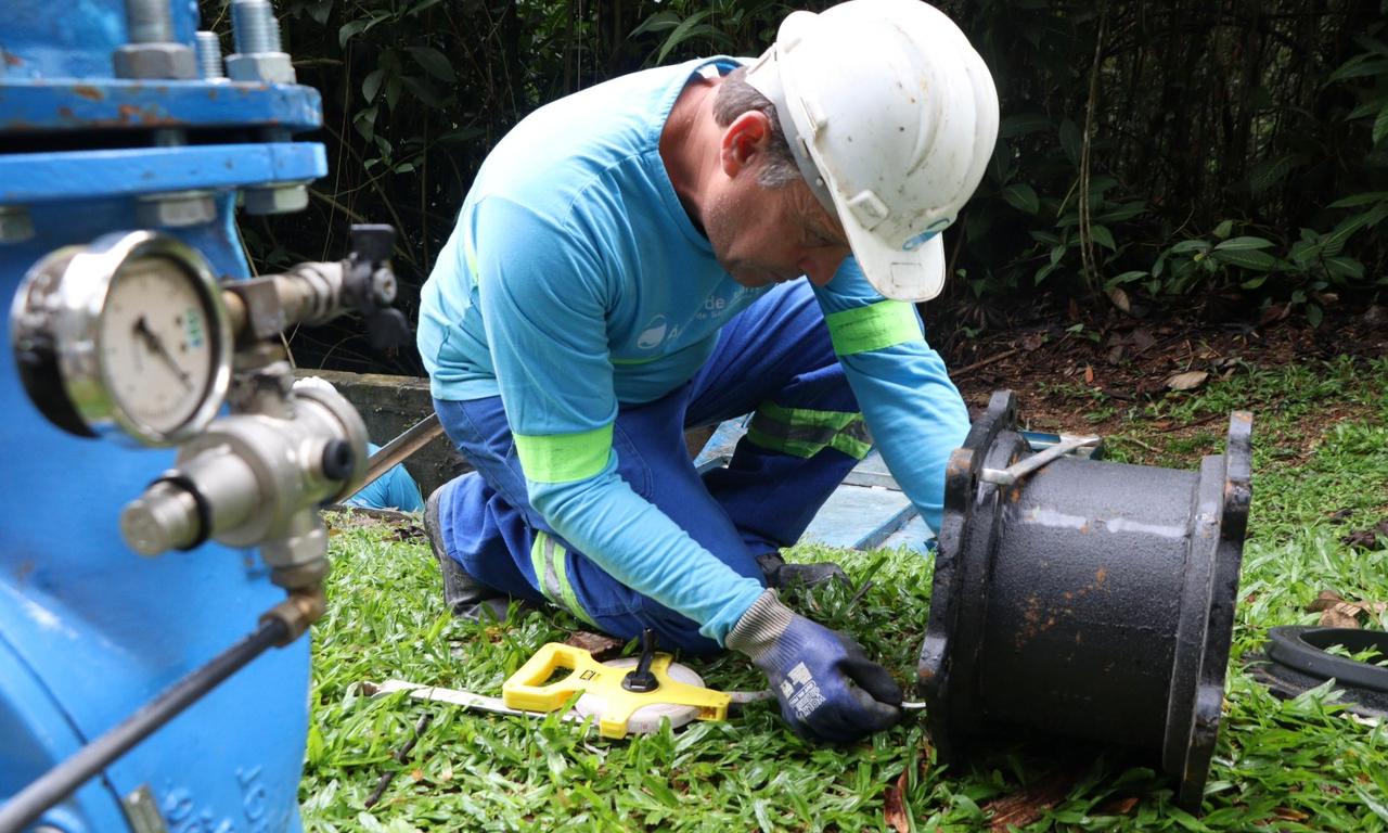 Águas de Joinville instala equipamentos para melhorar o abastecimento na Zona Leste