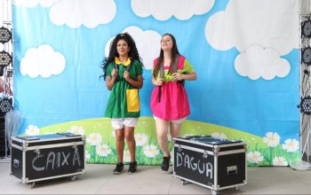 Peças teatrais levam diversão e consciência ambiental para escolas de Joinville