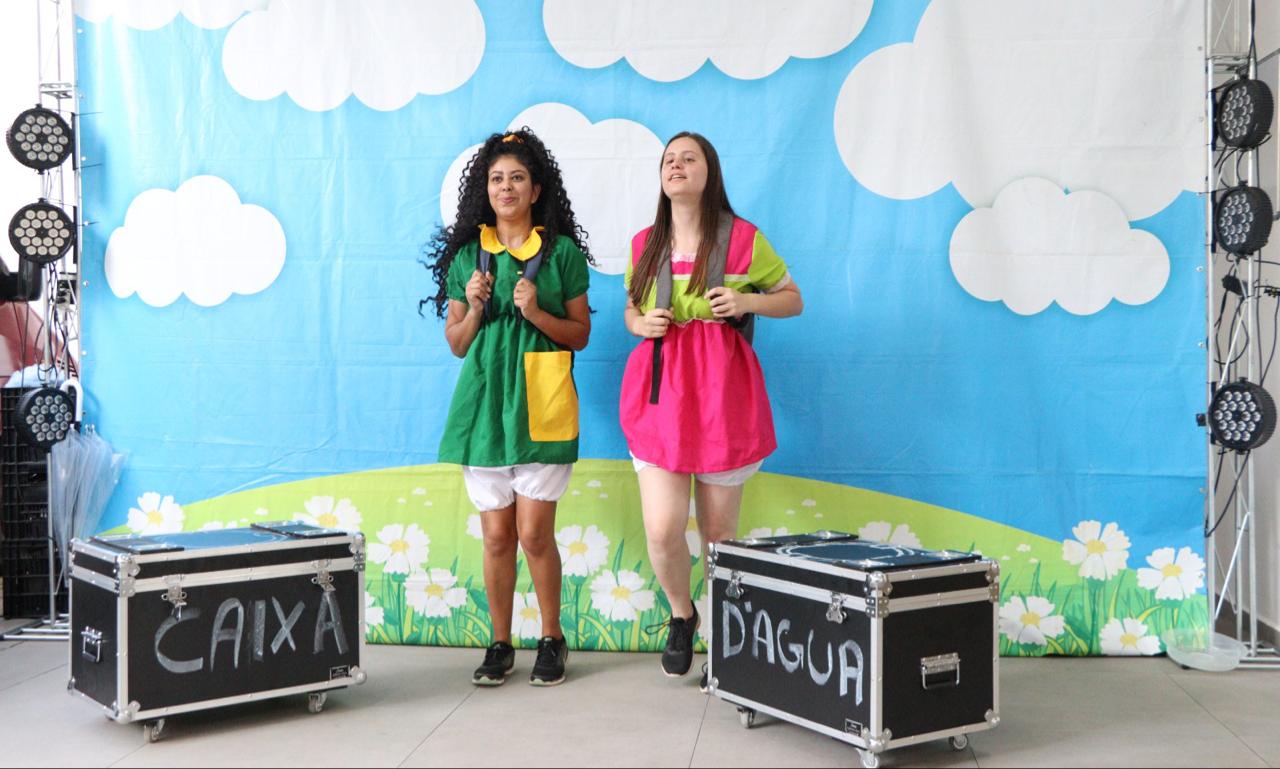 Peças teatrais levam diversão e consciência ambiental para escolas de Joinville