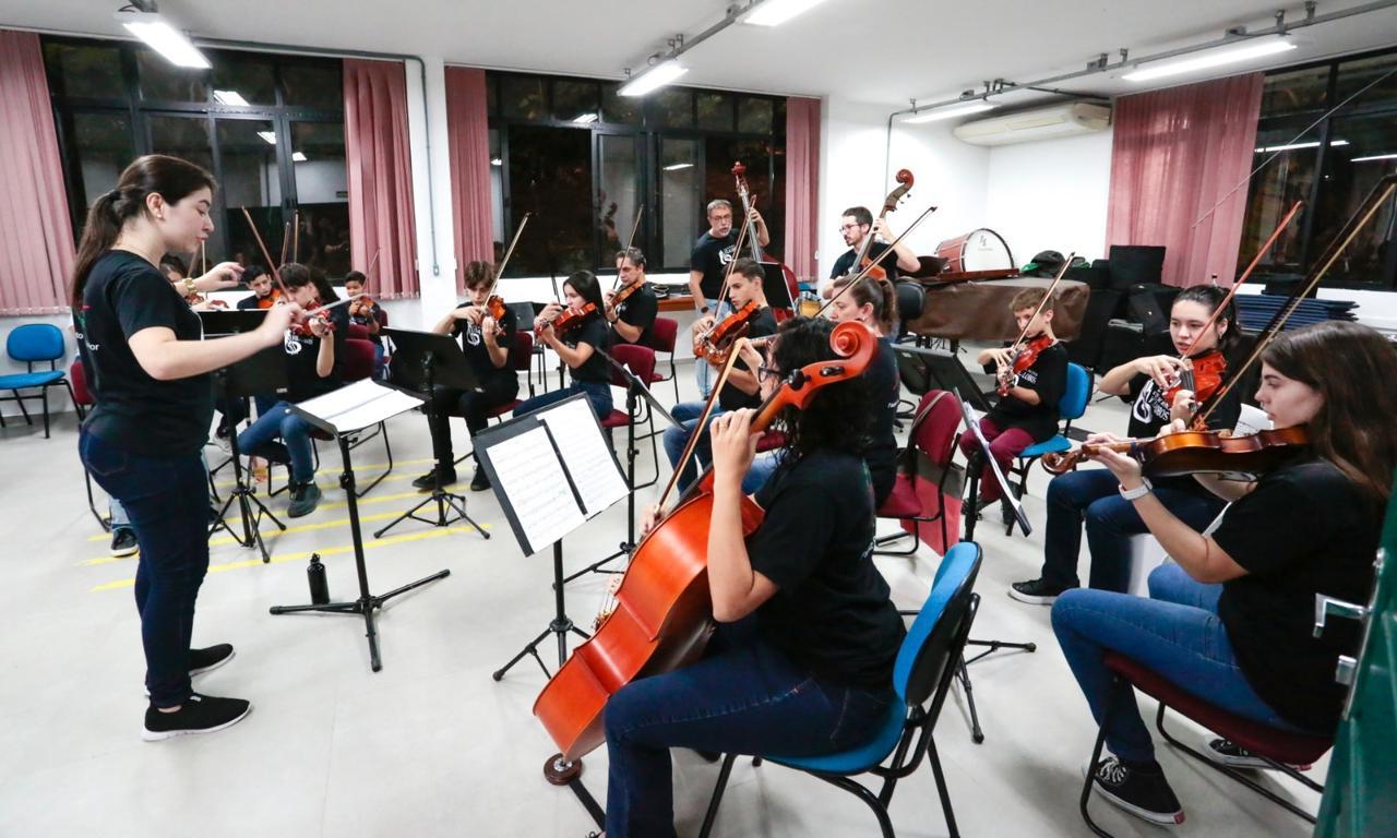 Casa da Cultura abre inscrições para 370 vagas em cursos de instrumentos musicais e canto