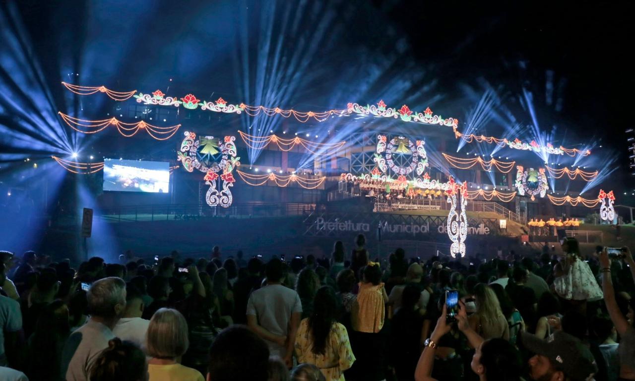 Abertura do Natal de Joinville 2023 emociona público de 38 mil pessoas
