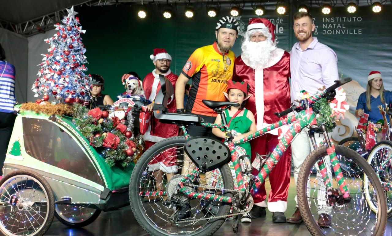 Movimenta Bike de Natal reúne cerca de 300 ciclistas e premia bicicletas mais decoradas