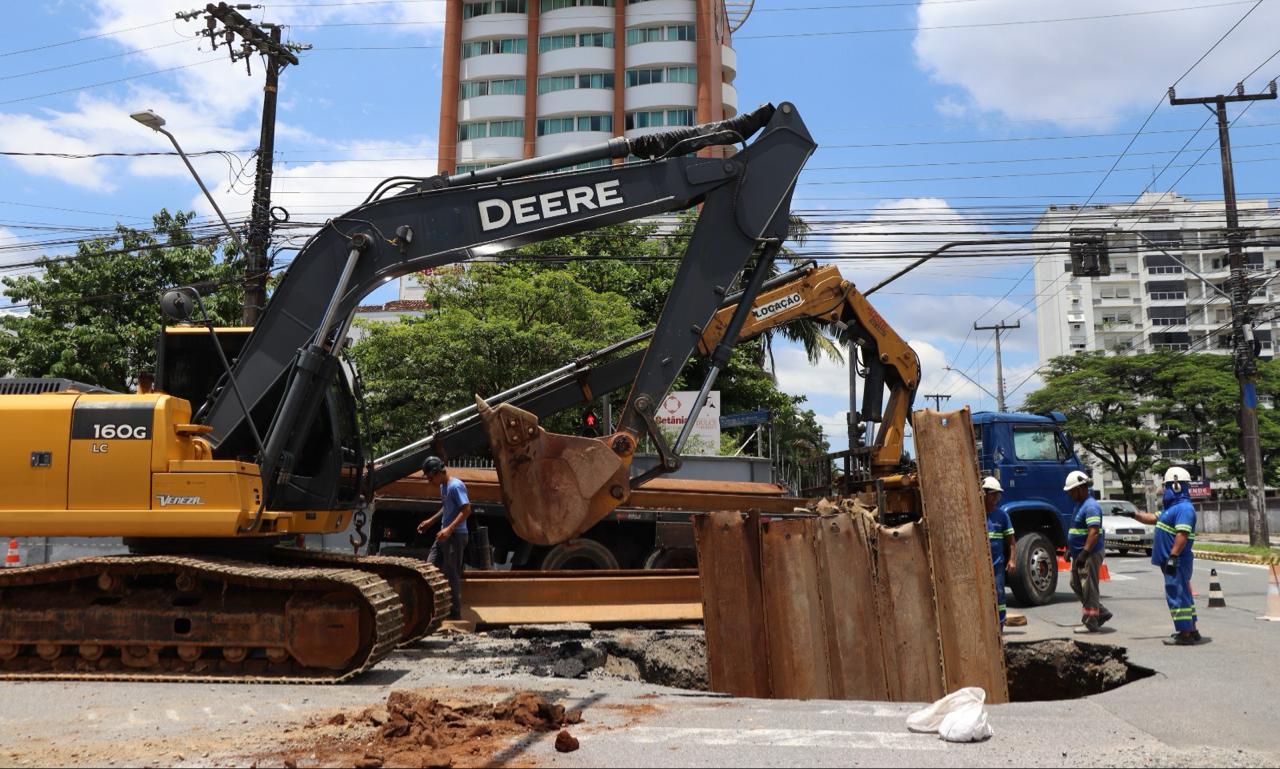 Obra emergencial na rua Procópio Gomes afeta trânsito até a próxima quarta-feira
