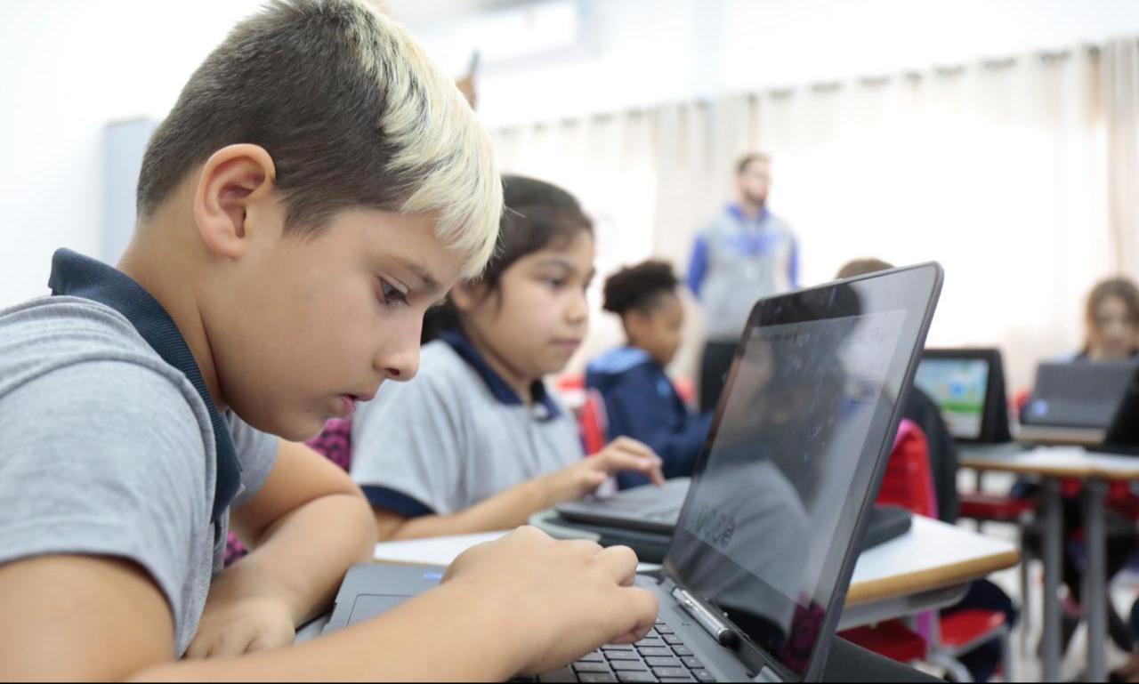 Educação de Joinville firma parceria com os Bombeiros Voluntários para o projeto Cidadão do Futuro