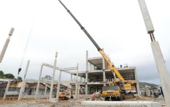 Secretaria de Educação realiza obras de manutenção em 20 Escolas e CEIs municipais de Joinville Secretaria de Educação realiza obras de manutenção em 20 Escolas e CEIs municipais de Joinville