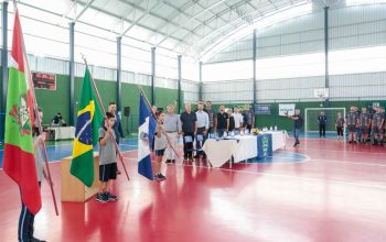 Parceria entre Prefeitura e Joinville Vôlei garante aulas para crianças do Jardim Paraíso