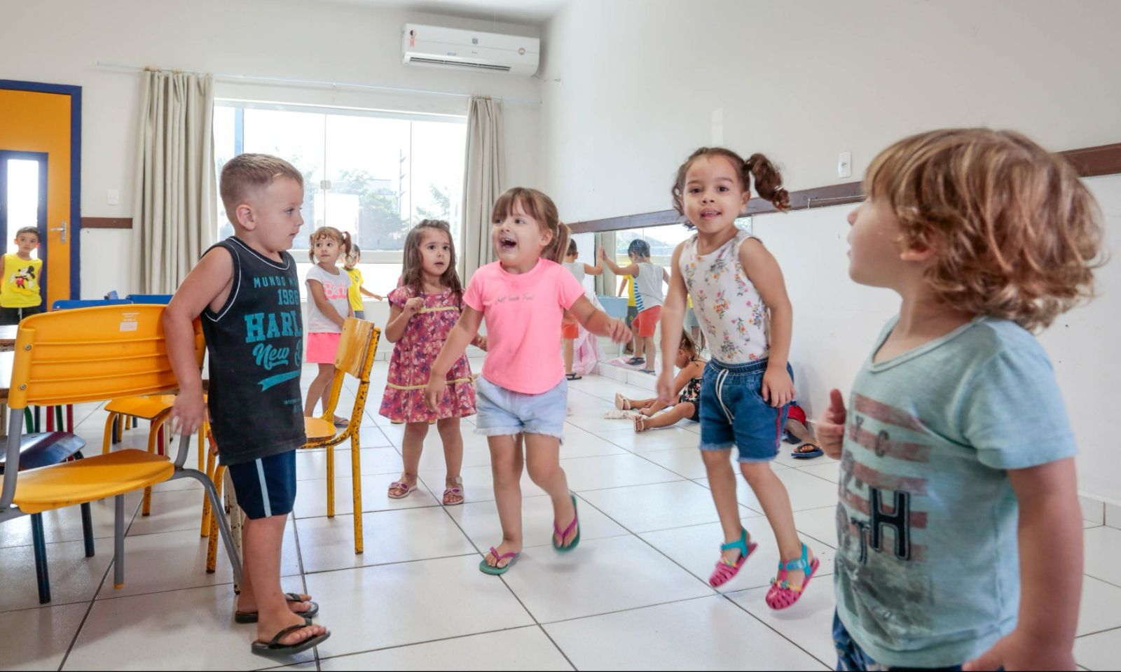 Secretaria de Educação abre 904 vagas para crianças em CEIs conveniados e da Rede Municipal de Ensino de Joinville