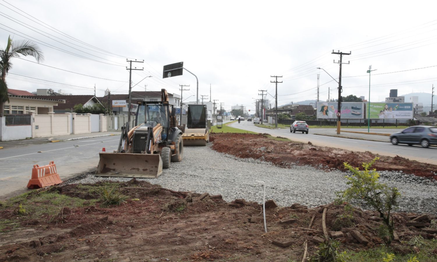 Prefeitura dá continuidade às obras para ampliação do binário das ruas Coronel Procópio Gomes e Urussanga