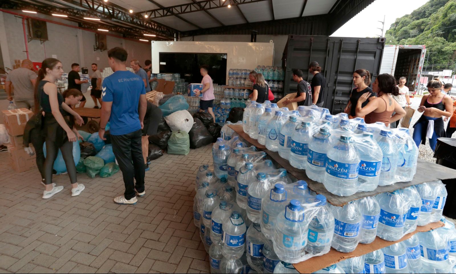 Joinville enviou mais de 880 toneladas de donativos para o Rio Grande do Sul