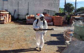 Mutirão de combate à dengue é realizado no bairro Costa e Silva