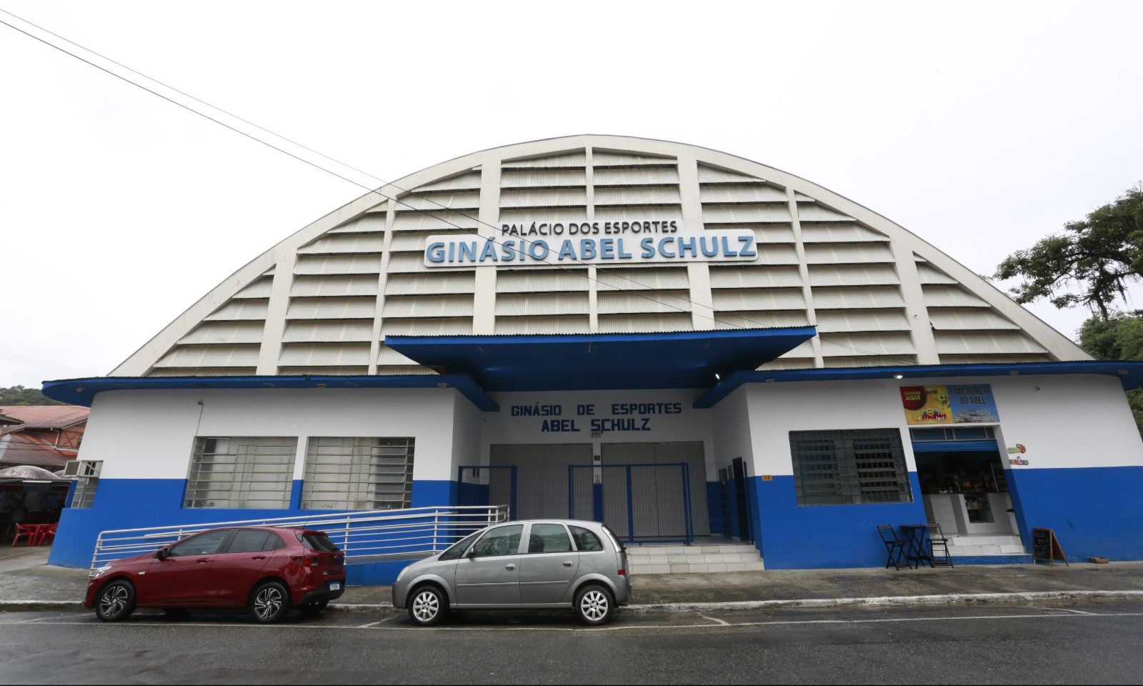 Joinville realiza melhorias no telhado do Ginásio Abel Schulz