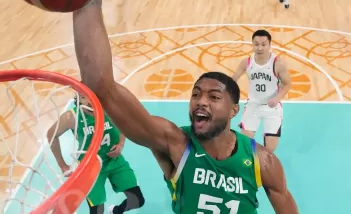 Basquete: Brasil vence Japão e espera até 35 horas para saber seu futuro