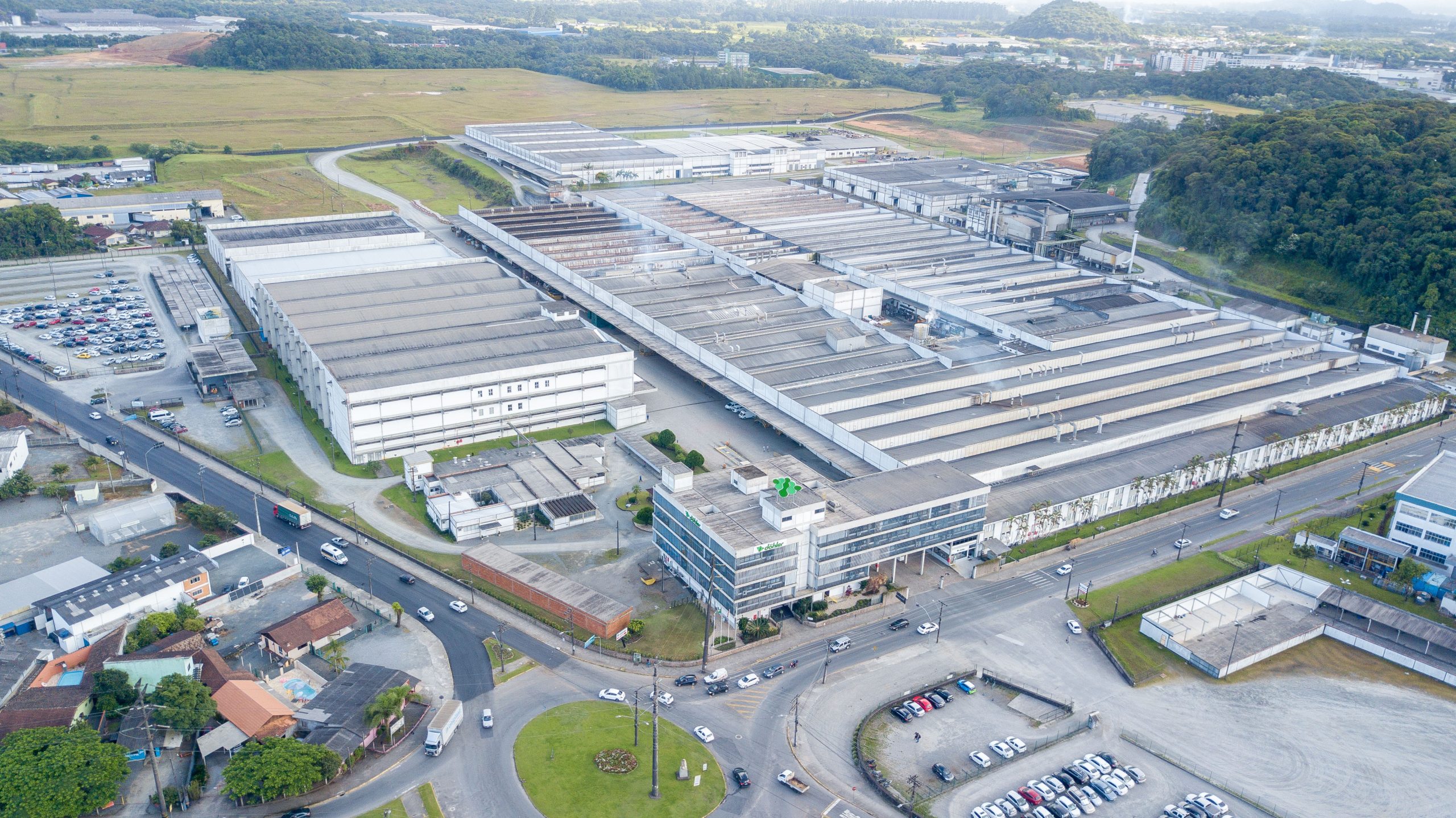 Gigante têxtil de Joinville, Döhler expande operação para o Paraguai em busca de custos mais baixos