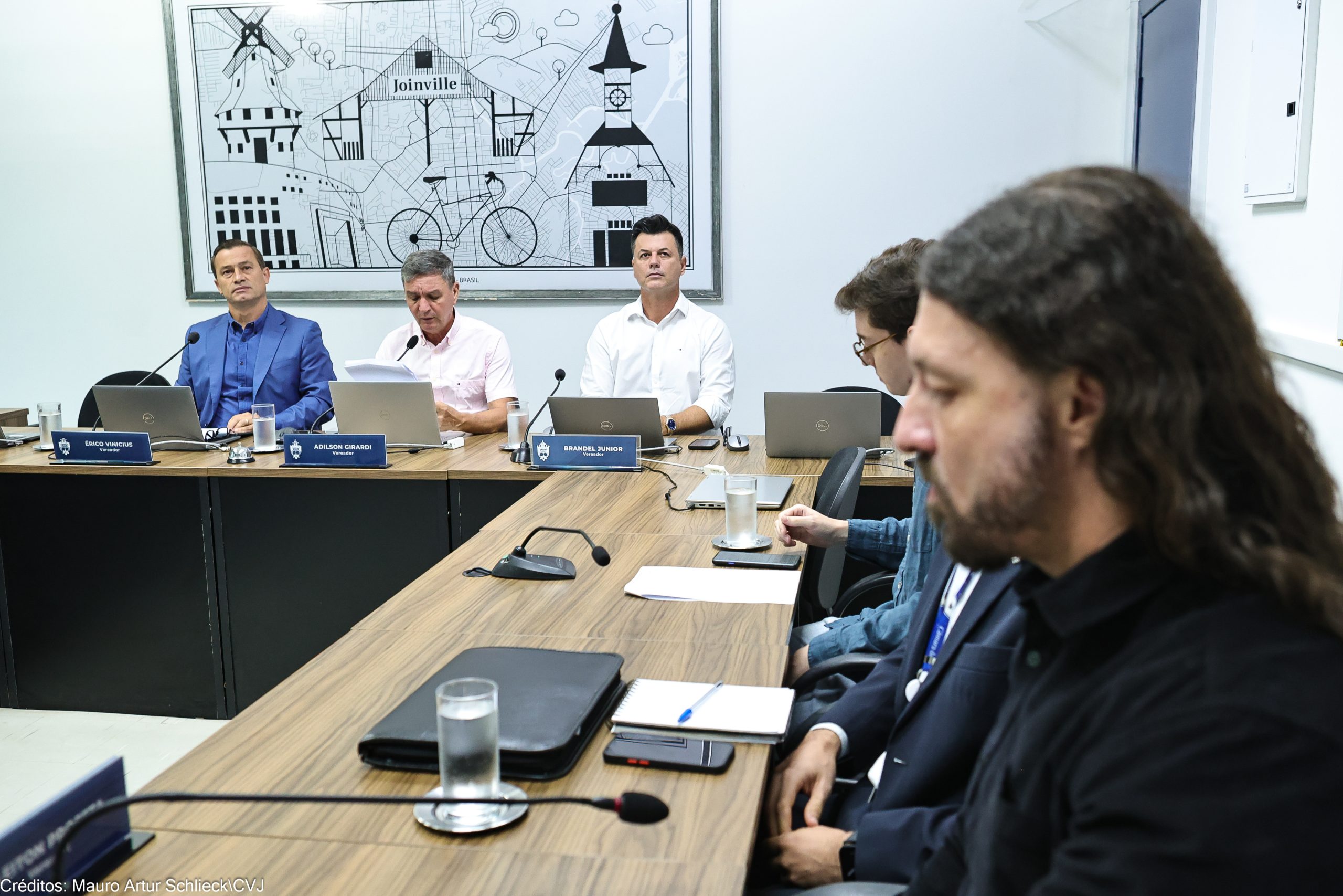 TJSC suspende processo de cassação de Cleiton Profeta e aponta risco de parcialidade em Joinville