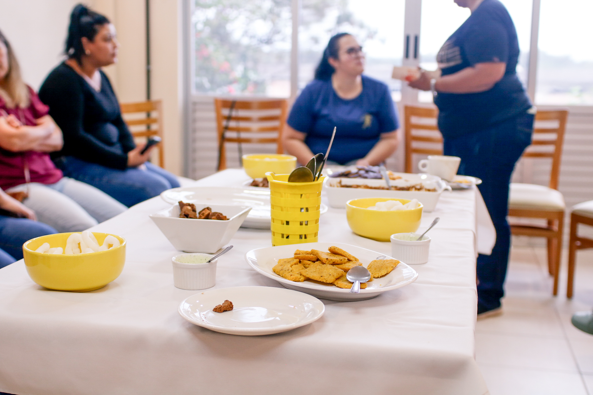Univille abre 30 vagas gratuitas em Joinville para capacitar mulheres no setor de alimentos e bebidas