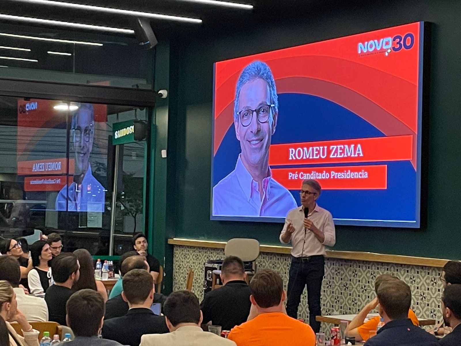 Marco Aurélio Braga: Para fugir do desconforto, ex-prefeito de Joinville sonha em ver Zema vice de Flávio Bolsonaro