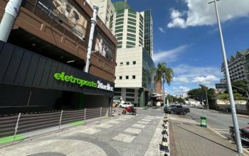 Joinville ganha novo eletroposto em shopping com recarga rápida de até 80 kW
