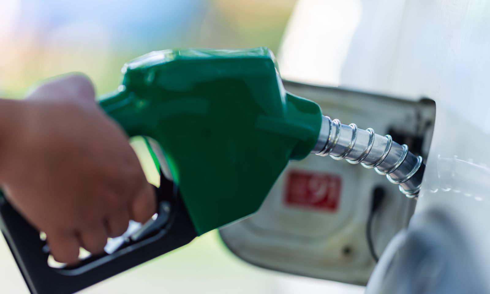 Gasolina a R$ 4,50 e descontos em 28 lojas marcam Dia Livre de Impostos em Joinville