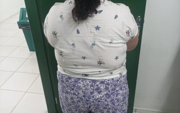 Mulher de 37 anos se passou por adolescente durante 14 meses e foi acolhida como filha por família de Joinville