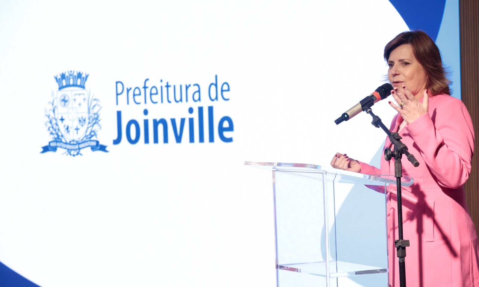 Rejane Gambin completa 100 dias à frente da Prefeitura de Joinville